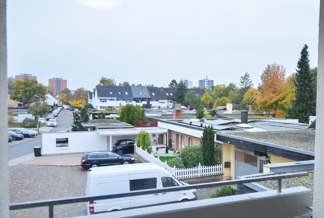Hotel Im Natur Mit Eigene Kueche Bad Balkon Parkplatz Netflix ニュルンベルク 部屋 写真